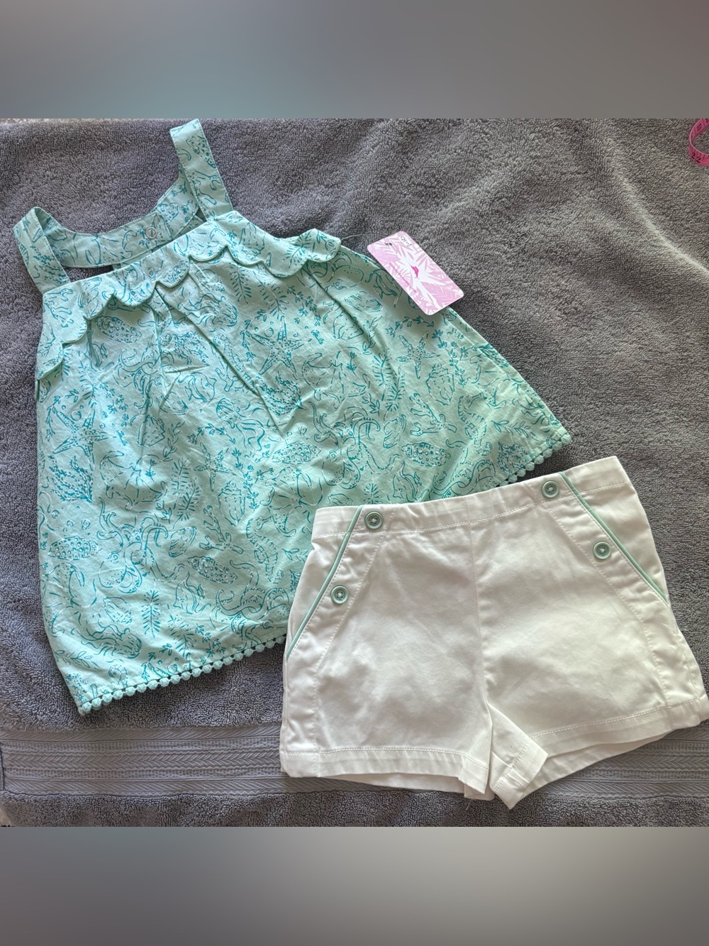 NWT Tommy Bahama Sea Animals Tropical Ruffle Top & White Shorts 2-Piece Outfit